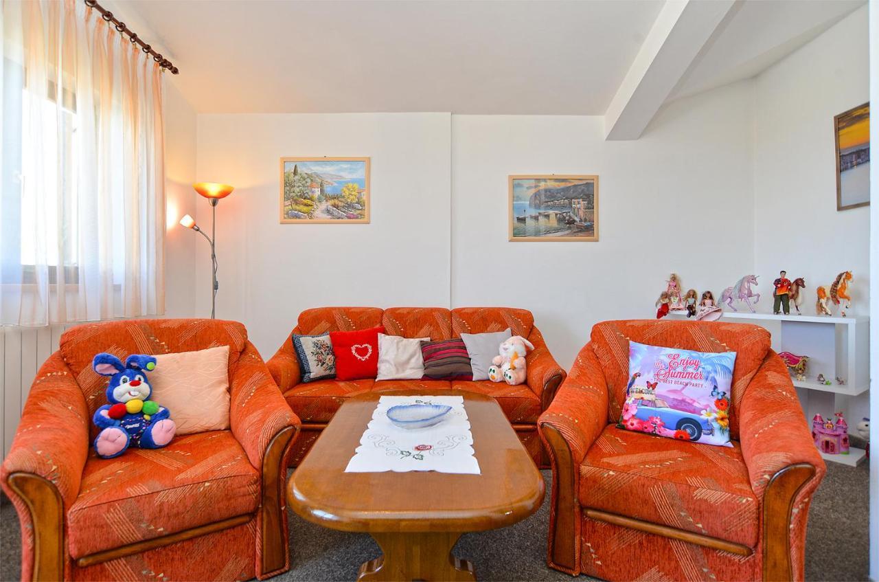 פרוי Apartments Anka 1223 מראה חיצוני תמונה