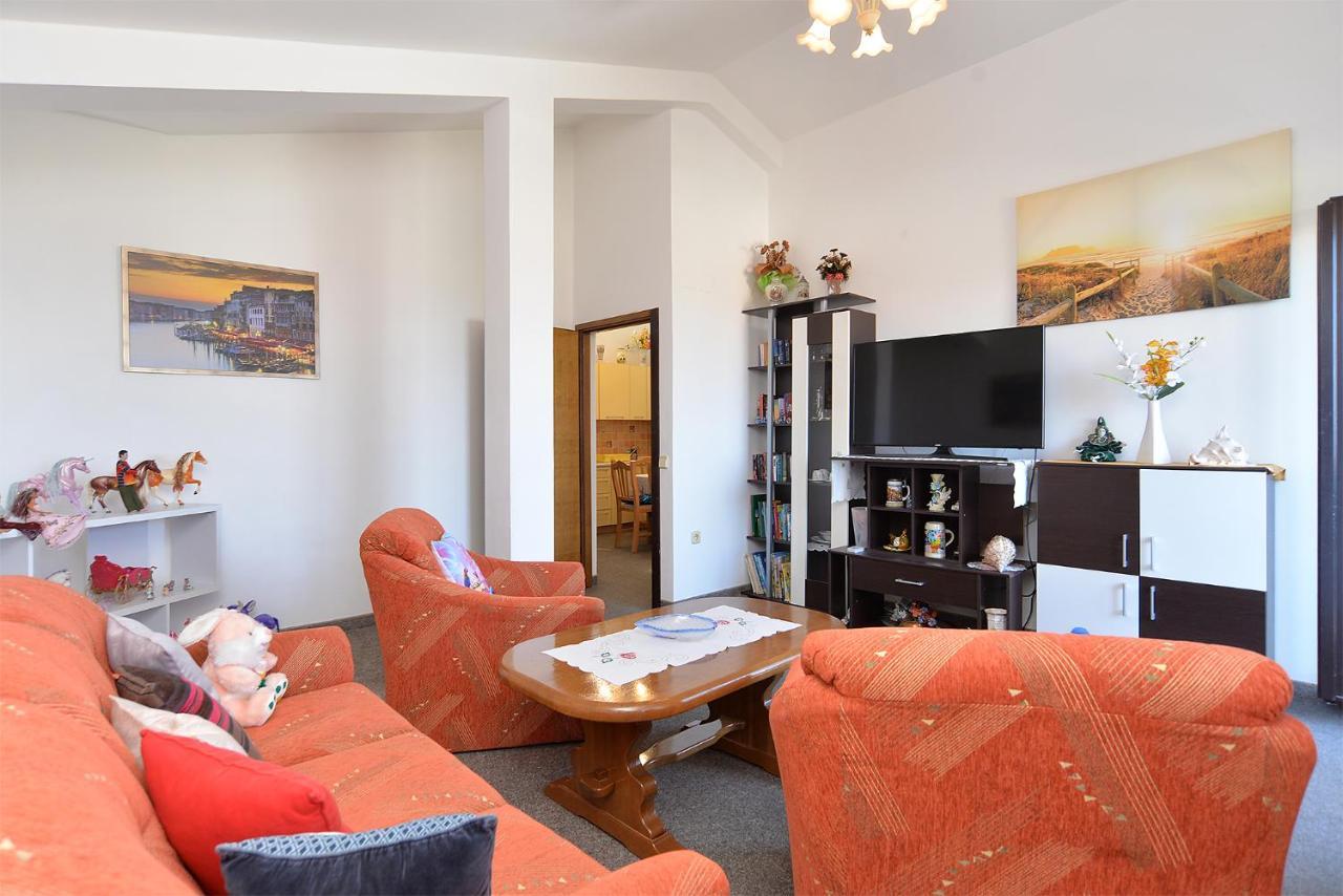 פרוי Apartments Anka 1223 מראה חיצוני תמונה