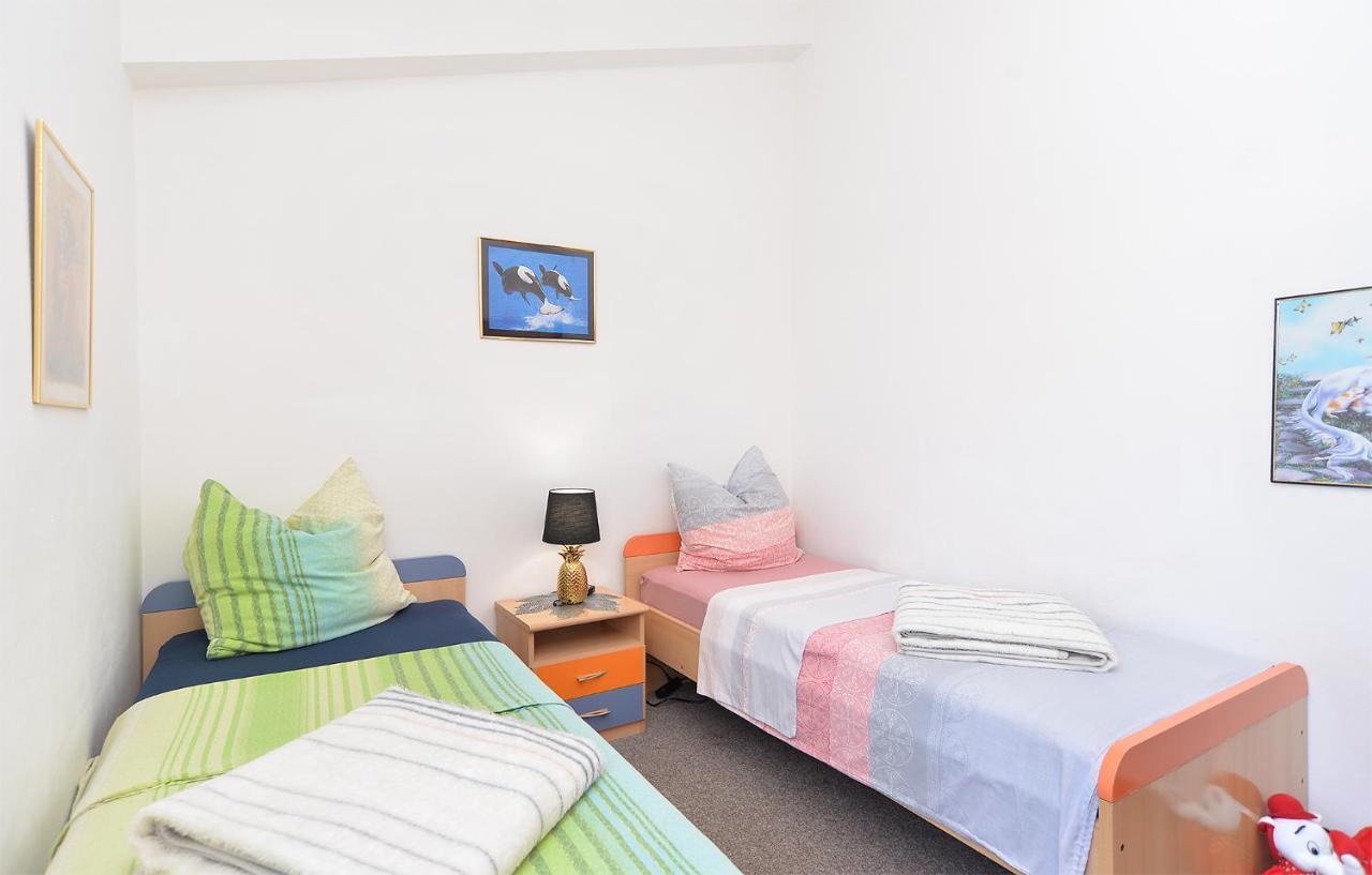 פרוי Apartments Anka 1223 מראה חיצוני תמונה