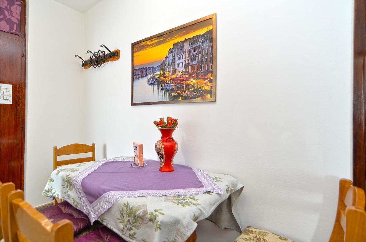 פרוי Apartments Anka 1223 מראה חיצוני תמונה