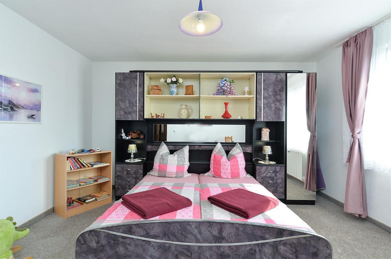 פרוי Apartments Anka 1223 מראה חיצוני תמונה